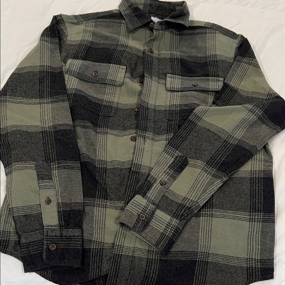 Men’s Old Navy Flannel Shirt NWT